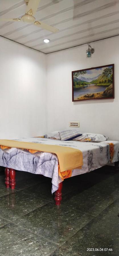 Floral Homestay Thekkady Zewnętrze zdjęcie